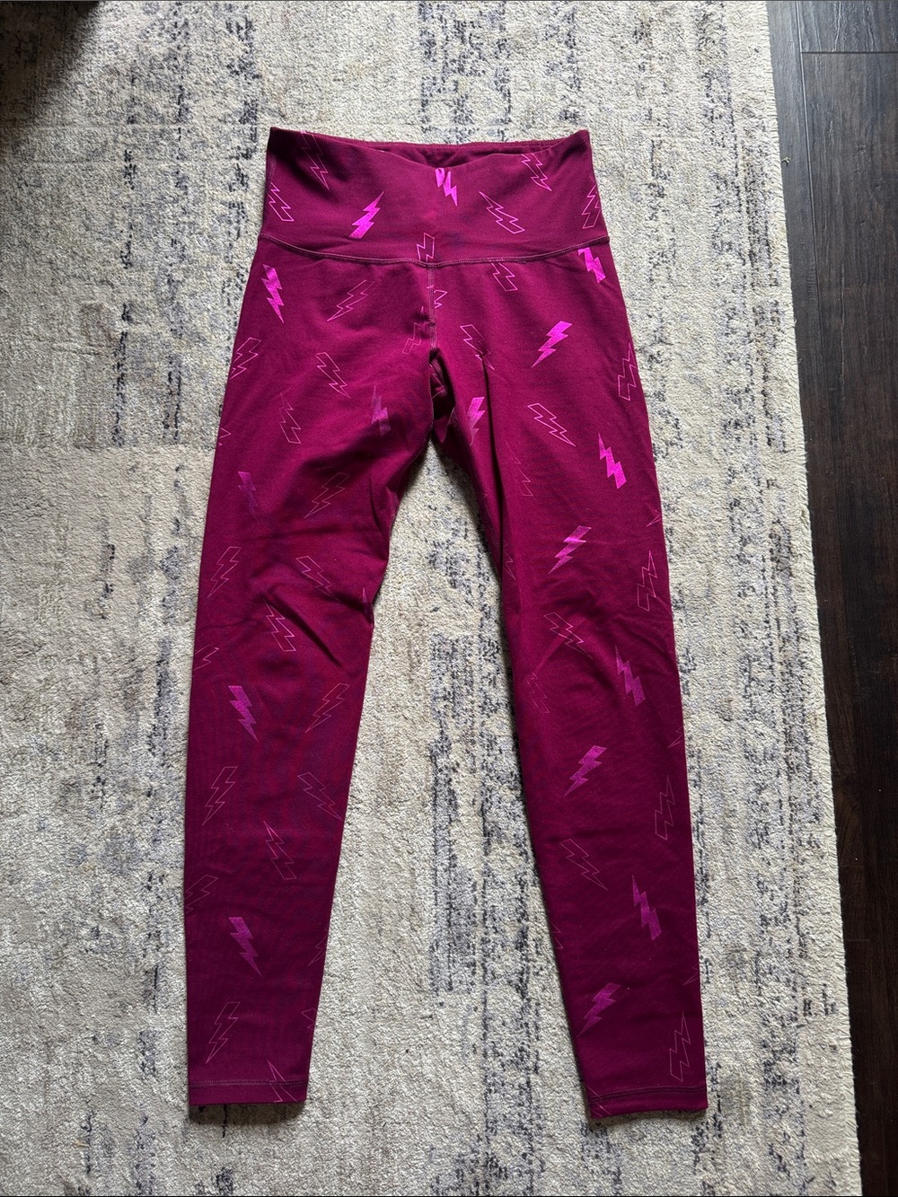 Old Navy Magenta Lightning Print High-Waist Leggings